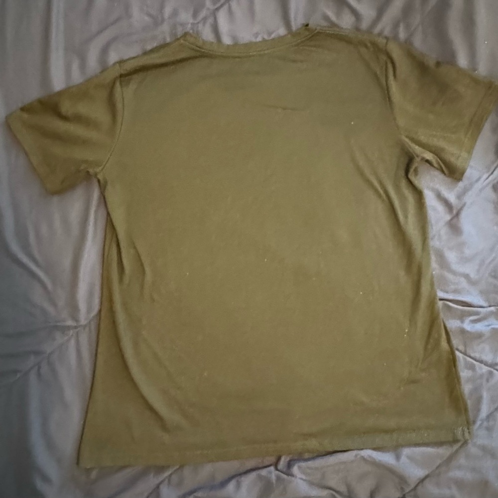 Black t shirt